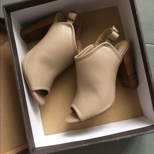 Leila Stone Heels - Size 8